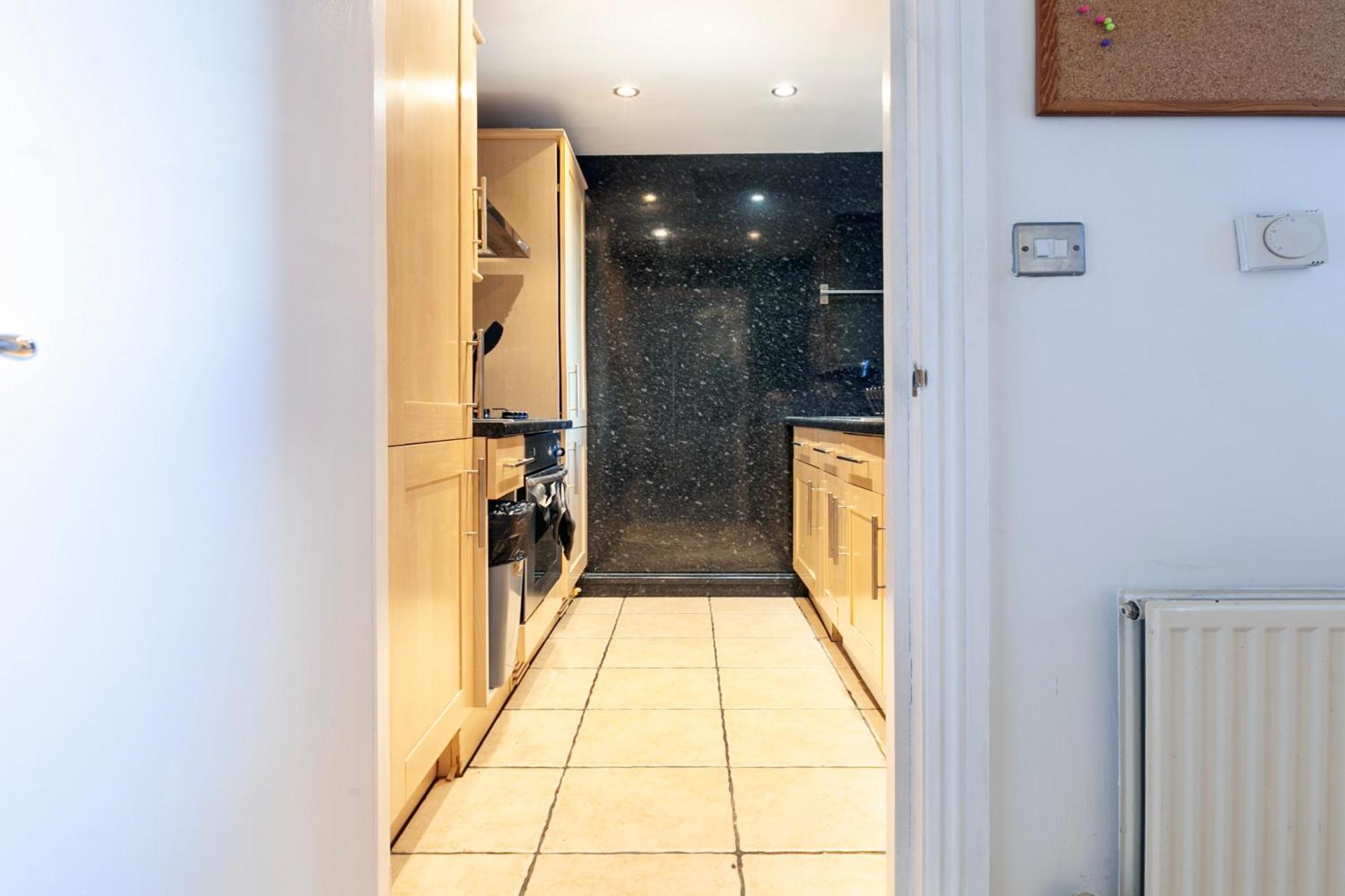 Beautiful 3 Bedroom Flat In Scott Ellis Gardens 런던 외부 사진